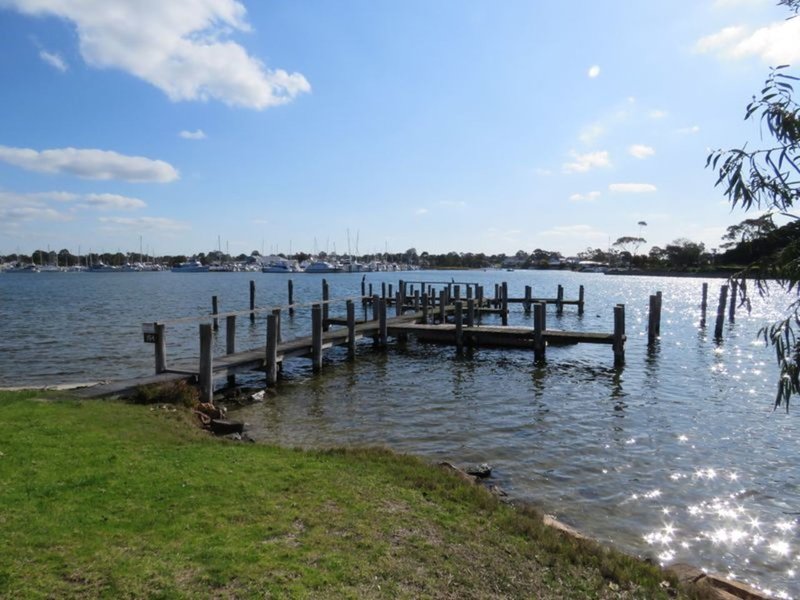 Photo - 141 Western Boulevard, Raymond Island VIC 3880 - Image 2