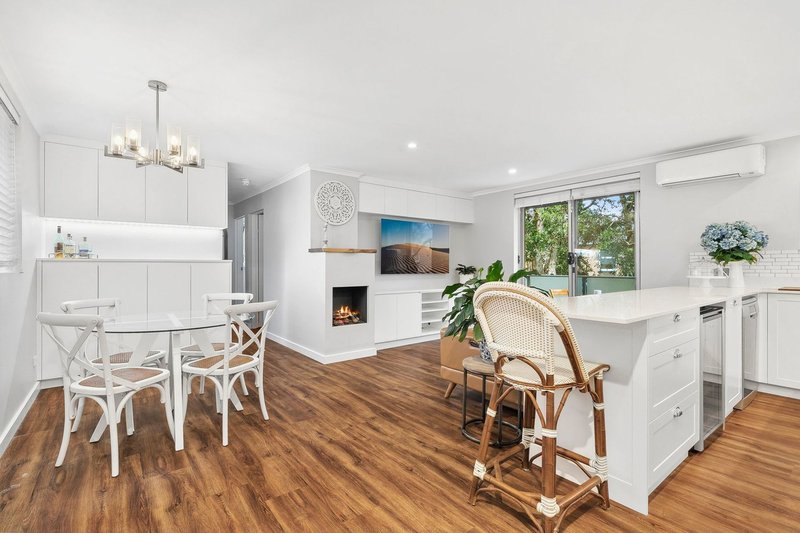 Photo - 14/10-12 Robertson Street, Narrabeen NSW 2101 - Image