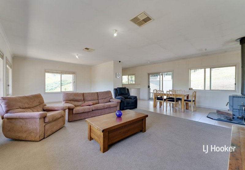 Photo - 1410 Broadford-Flowerdale Road, Strath Creek VIC 3658 - Image 2