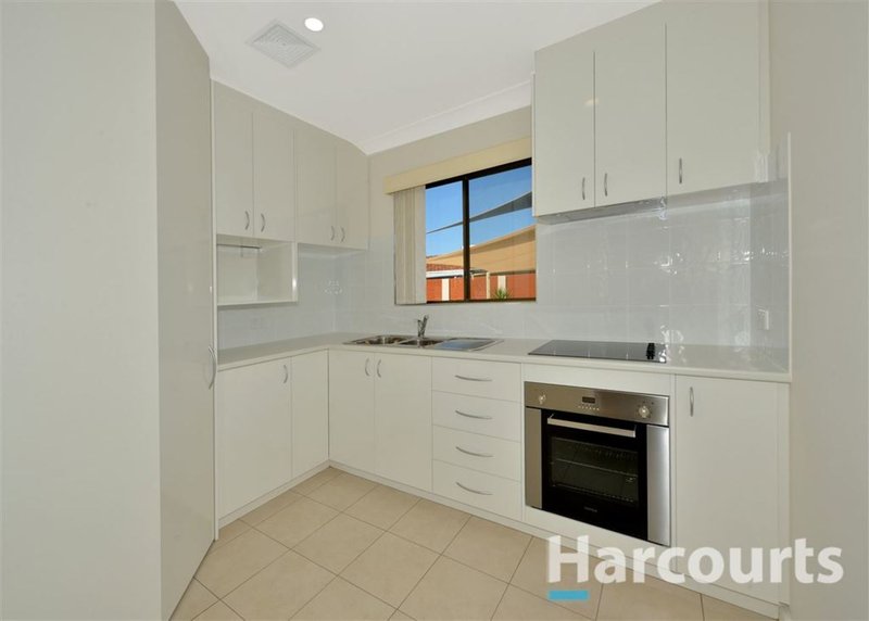 14/10 Hungerford Avenue, Halls Head WA 6210