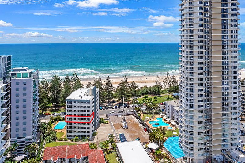 Photo - 14/100 The Esplanade, Burleigh Heads QLD 4220 - Image 14