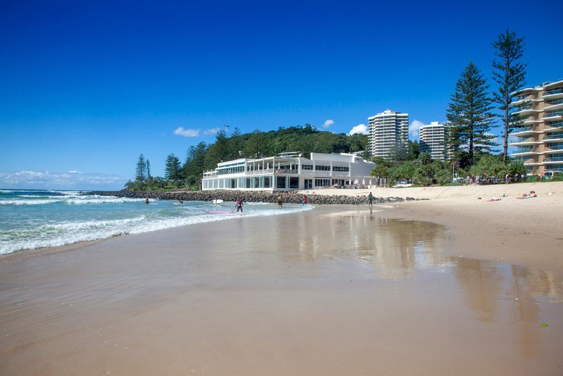 Photo - 14/100 The Esplanade, Burleigh Heads QLD 4220 - Image 25