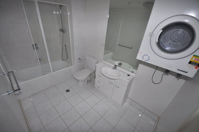 Photo - 1410/163 City Road, Southbank VIC 3006 - Image 10