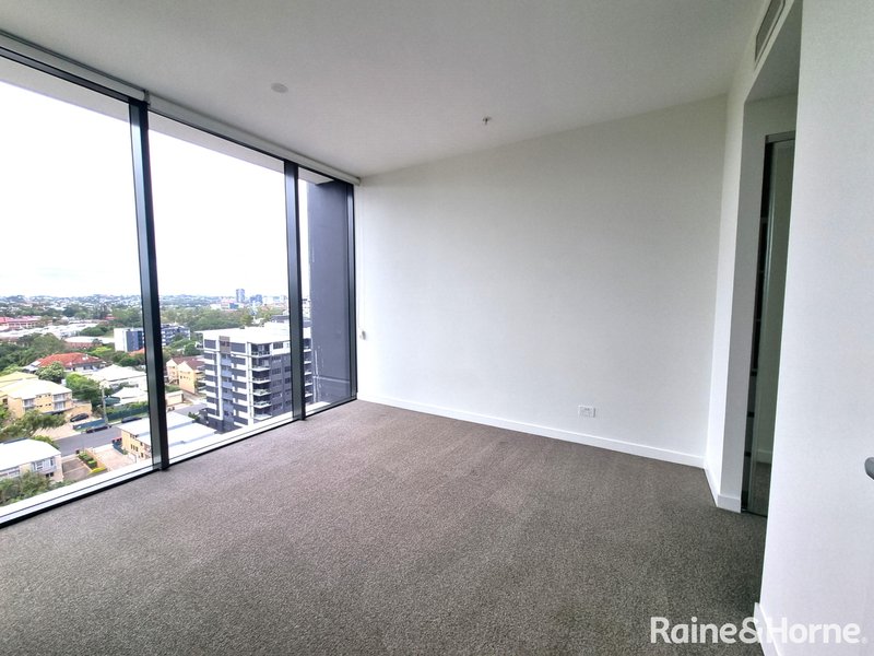 Photo - 1410/48 Jephson Street, Toowong QLD 4066 - Image 8