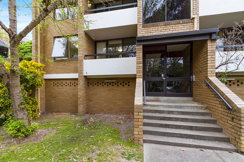 Photo - 14/1072 Whitehorse Road, Box Hill VIC 3128 - Image 2