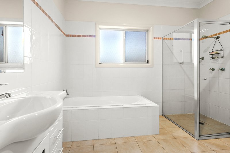 Photo - 14/108 Osborne Parade, Warilla NSW 2528 - Image 7