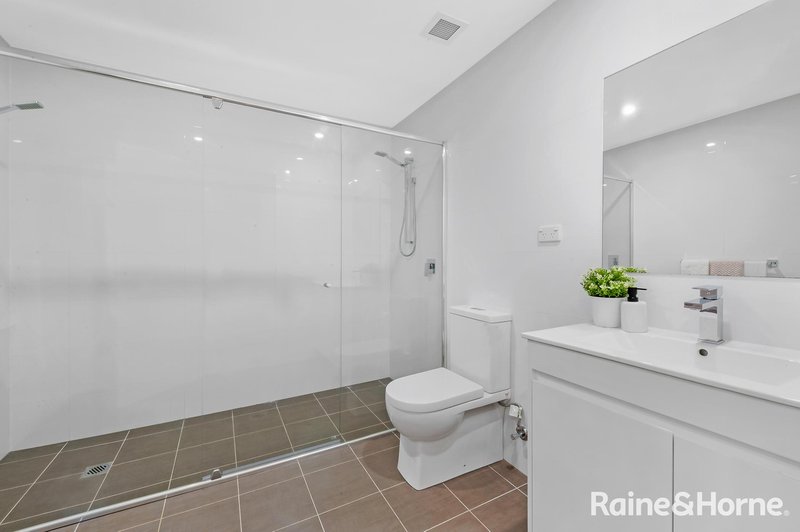 Photo - 14/11-13 Old Northern Road, Baulkham Hills NSW 2153 - Image 7