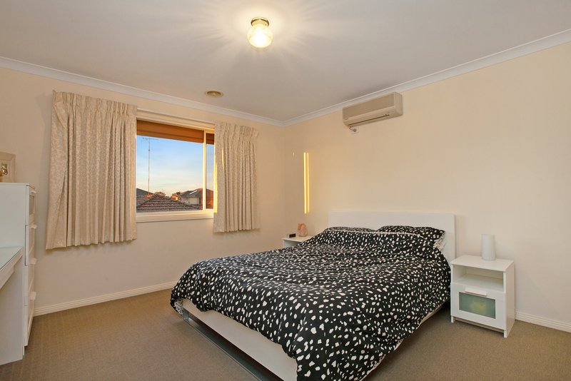 Photo - 14/11-13 Olive Street, Reservoir VIC 3073 - Image 7