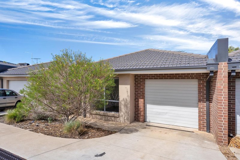 14/11-15 Silverdale Drive, Bacchus Marsh VIC 3340