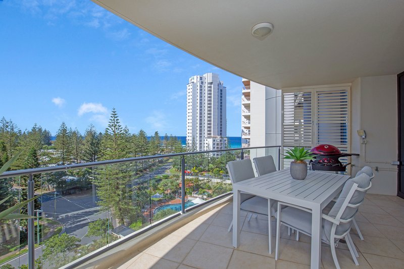 Photo - 14/11 Peak Avenue, Main Beach QLD 4217 - Image 14