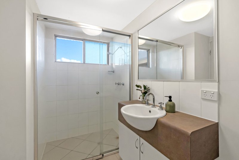 Photo - 14/111-113 Martyn Street, Parramatta Park QLD 4870 - Image 7