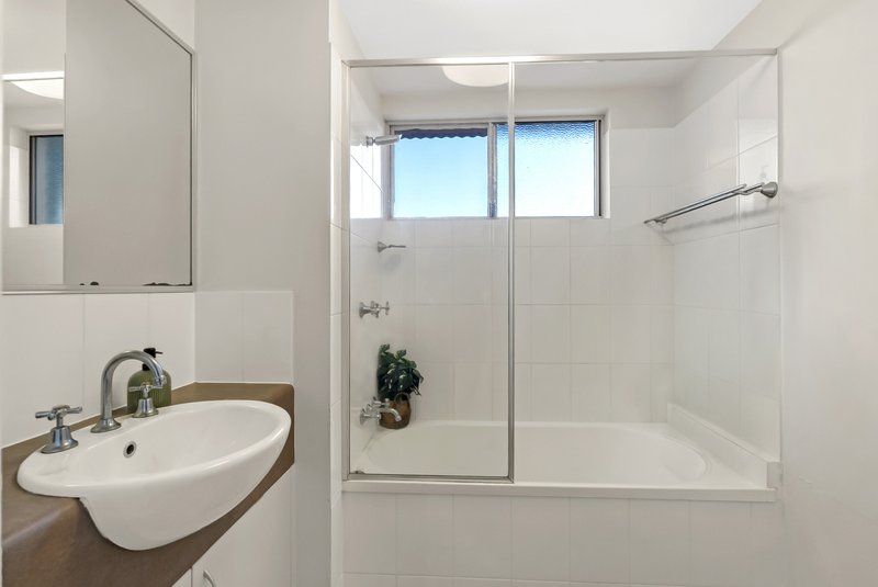 Photo - 14/111-113 Martyn Street, Parramatta Park QLD 4870 - Image 10