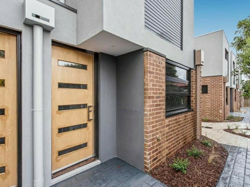 Photo - 14/12-14 Adele Avenue, Ferntree Gully VIC 3156 - Image 1