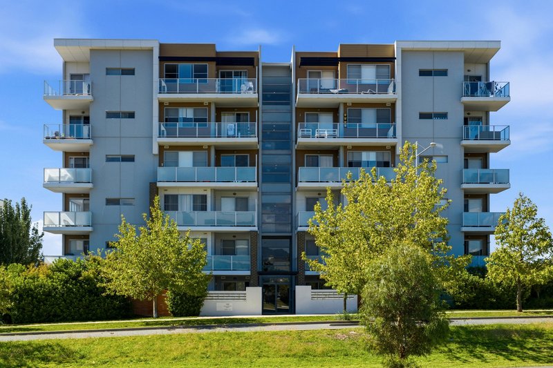 Photo - 14/120 John Gorton Drive, Coombs ACT 2611 - Image 3
