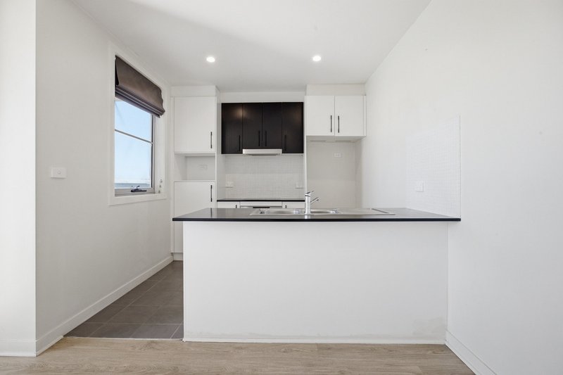 Photo - 14/120 John Gorton Drive, Coombs ACT 2611 - Image 5
