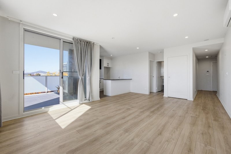 Photo - 14/120 John Gorton Drive, Coombs ACT 2611 - Image 8