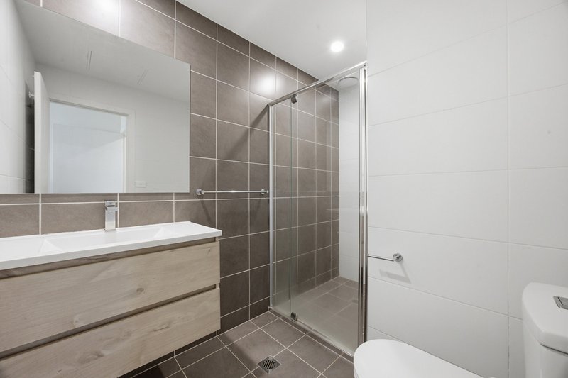Photo - 14/120 John Gorton Drive, Coombs ACT 2611 - Image 10