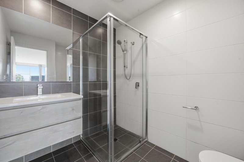 Photo - 14/120 John Gorton Drive, Coombs ACT 2611 - Image 12