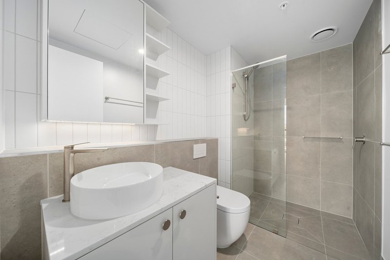 Photo - 1412/2 Furzer Street, Phillip ACT 2606 - Image 9