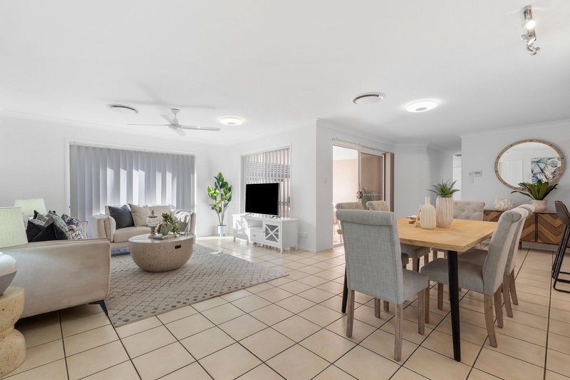 Photo - 14/139 Pinelands Road, Sunnybank Hills QLD 4109 - Image 3