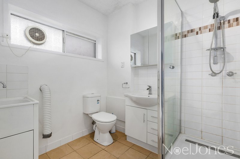 Photo - 1/414 Doncaster Road, Doncaster VIC 3108 - Image 4