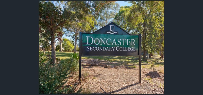 Photo - 1/414 Doncaster Road, Doncaster VIC 3108 - Image 7