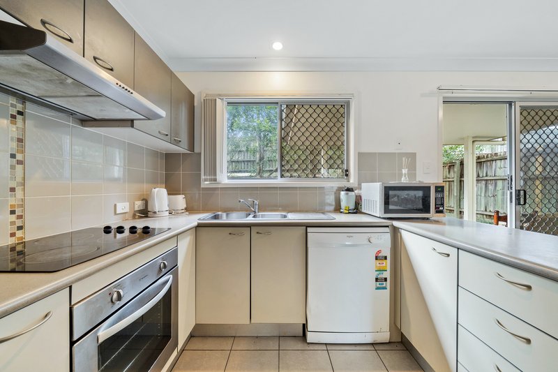 Photo - 14/14 Fleet Street, Browns Plains QLD 4118 - Image 4