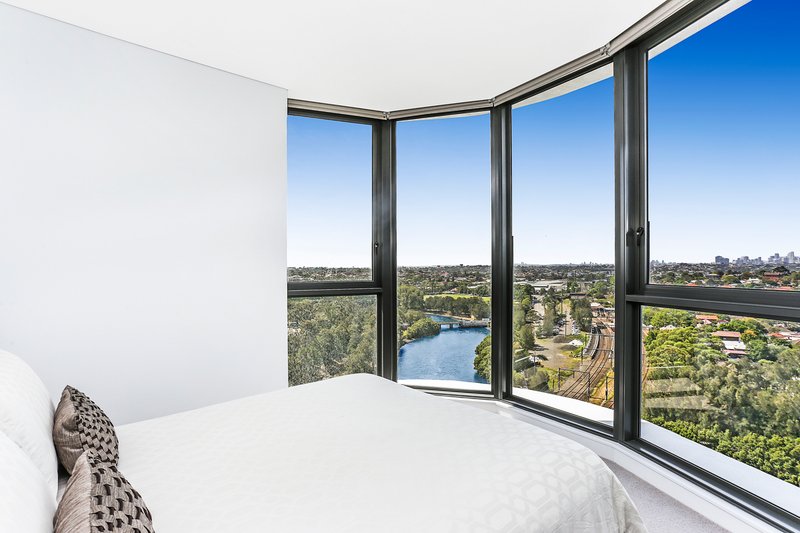 Photo - 1414/20 Chisholm Street, Wolli Creek NSW 2205 - Image 6