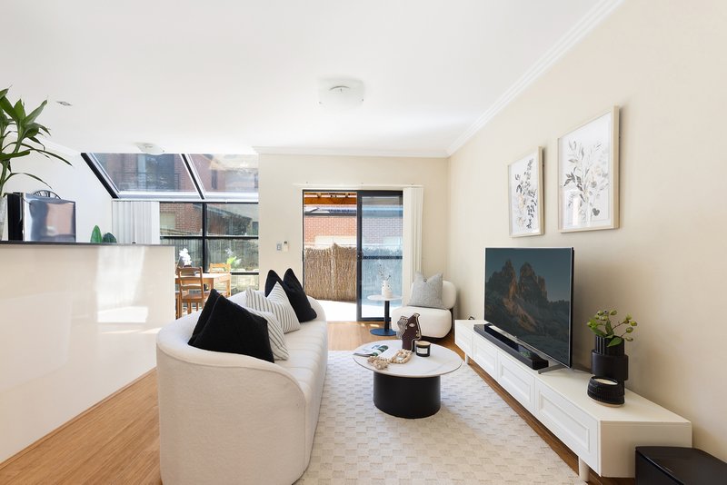 Photo - 14/15-21 Webb Avenue, Hornsby NSW 2077 - Image 1