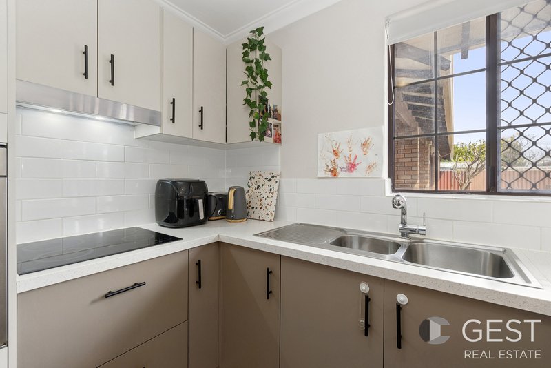 Photo - 14/15 Fitzpatrick Way, Noranda WA 6062 - Image 7