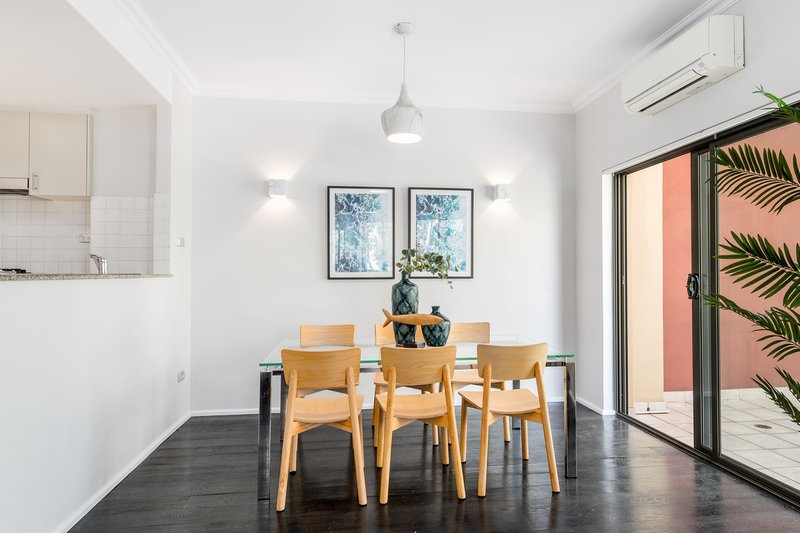 Photo - 14/154 Mallett Street, Camperdown NSW 2050 - Image 2