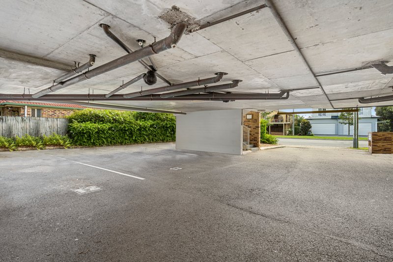 Photo - 14/16-18 Abalone Avenue, Paradise Point QLD 4216 - Image 12