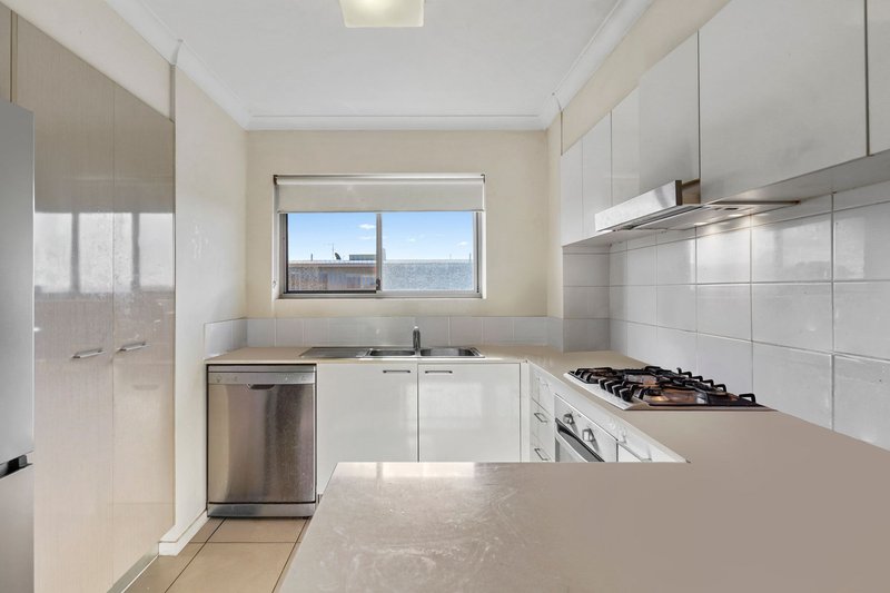 Photo - 14/16 Mcgregor Avenue, Lutwyche QLD 4030 - Image 5