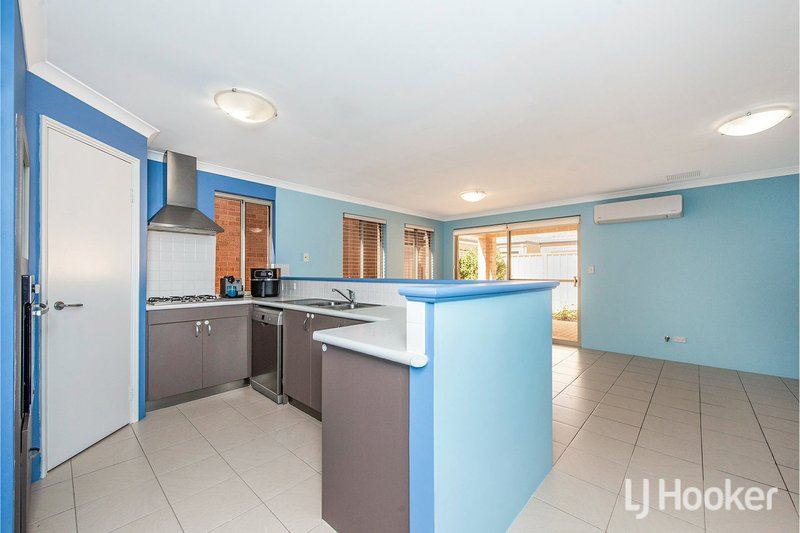 Photo - 14/17-21 Third Avenue, Kelmscott WA 6111 - Image 4