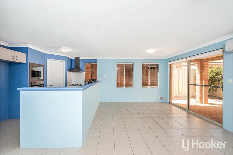 Photo - 14/17-21 Third Avenue, Kelmscott WA 6111 - Image 5