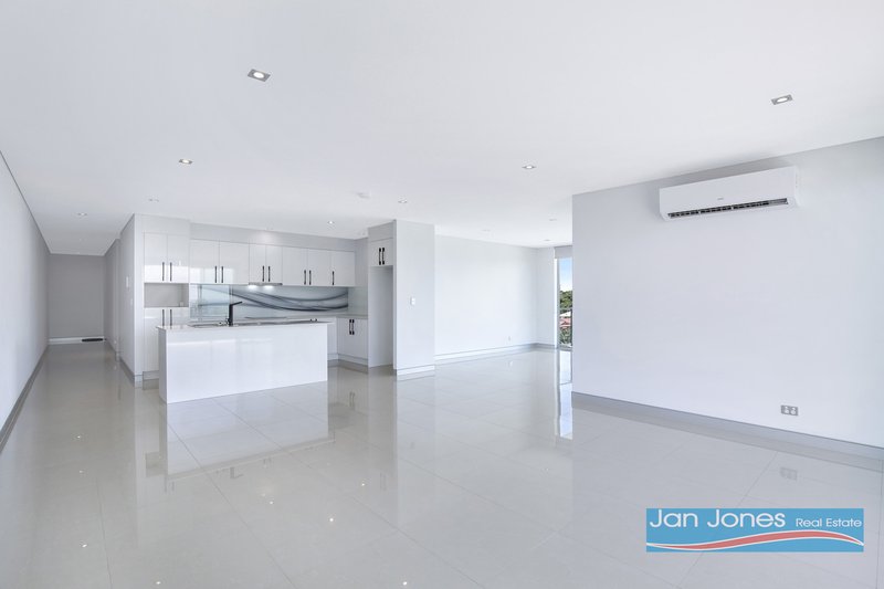 Photo - 14/17 Marine Parade, Redcliffe QLD 4020 - Image 10