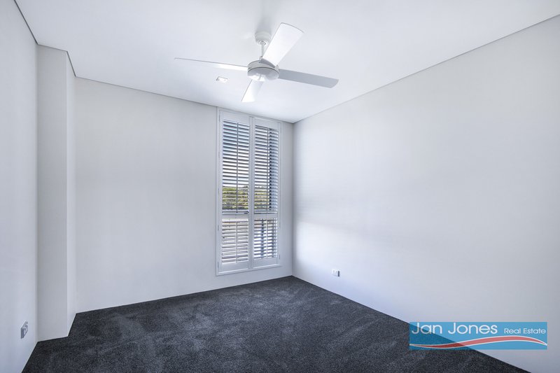 Photo - 14/17 Marine Parade, Redcliffe QLD 4020 - Image 13