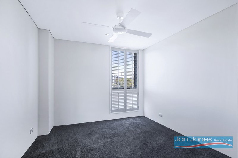 Photo - 14/17 Marine Parade, Redcliffe QLD 4020 - Image 14