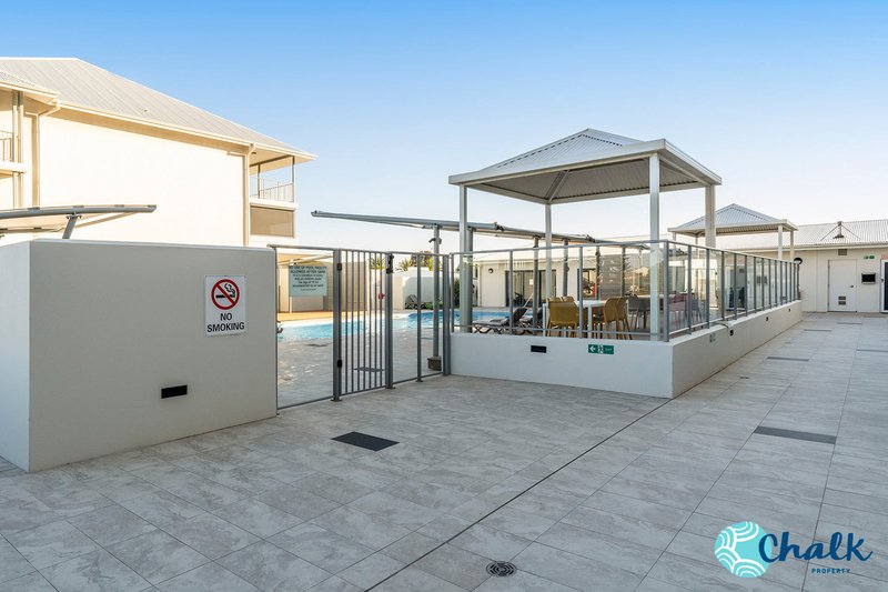 Photo - 14/17 Rockingham Beach Road, Rockingham WA 6168 - Image 5