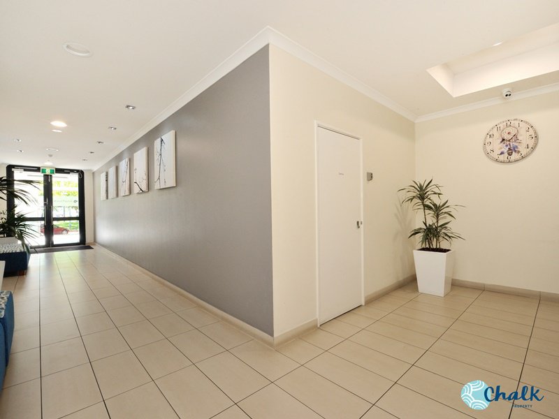 Photo - 14/17 Rockingham Beach Road, Rockingham WA 6168 - Image 7