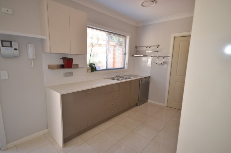 Photo - 14/19 Crosby Street, Greystanes NSW 2145 - Image 3