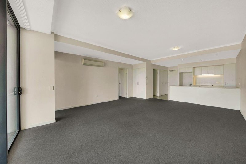Photo - 14/19 Roseberry Street, Gladstone Central QLD 4680 - Image 5