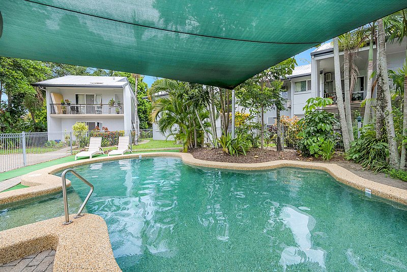 Photo - 14/192-196 Mann Street, Westcourt QLD 4870 - Image 12