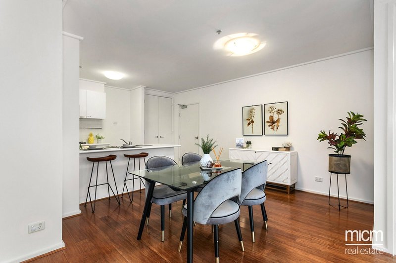 Photo - 141/99 Whiteman Street, Southbank VIC 3006 - Image 2