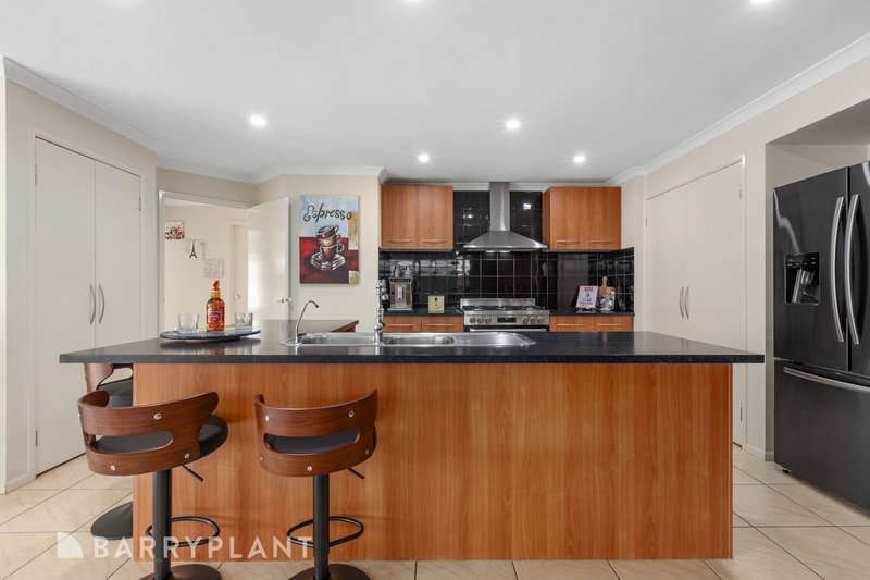 Photo - 141A Raglan Street, Wallan VIC 3756 - Image 2