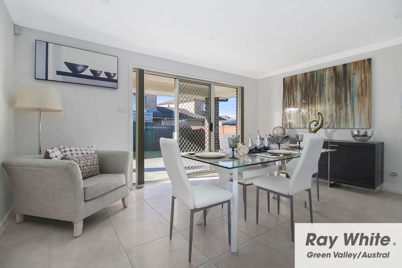 Photo - 1/42-44 Webster Rd , Lurnea NSW 2170 - Image 4