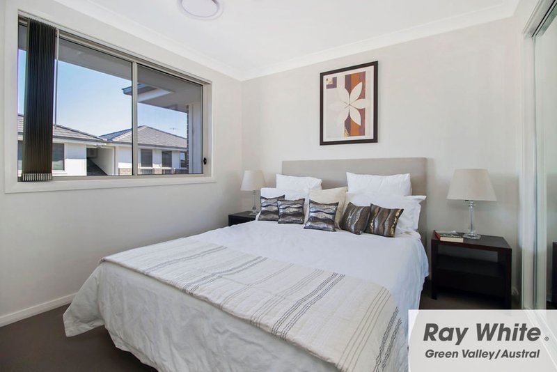 Photo - 1/42-44 Webster Rd , Lurnea NSW 2170 - Image 9