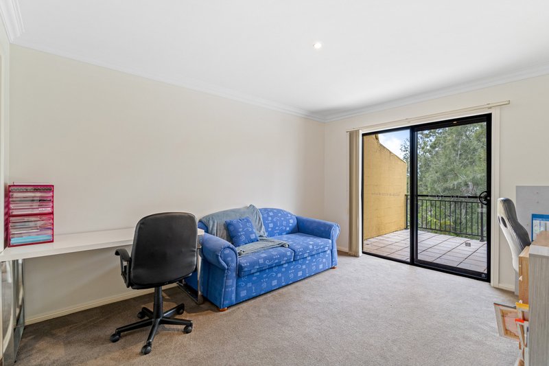 Photo - 14/2 Adcock Avenue, West Gosford NSW 2250 - Image 10