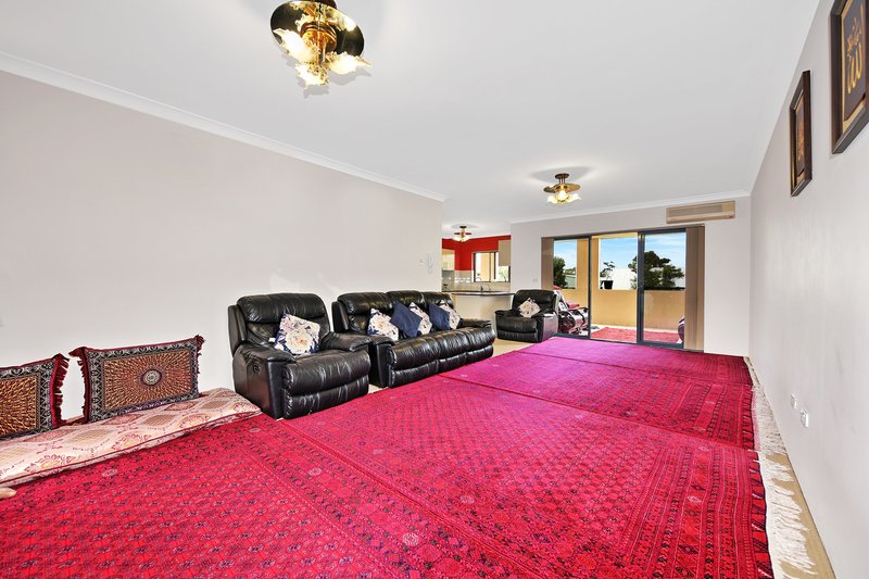 Photo - 14/2 Amy Street, Regents Park NSW 2143 - Image 2