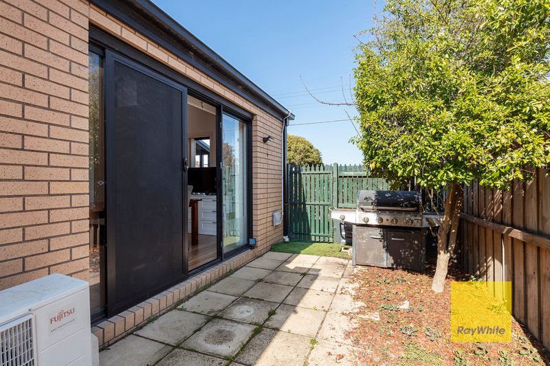 Photo - 1/42 Apex Avenue, Belmont VIC 3216 - Image 9